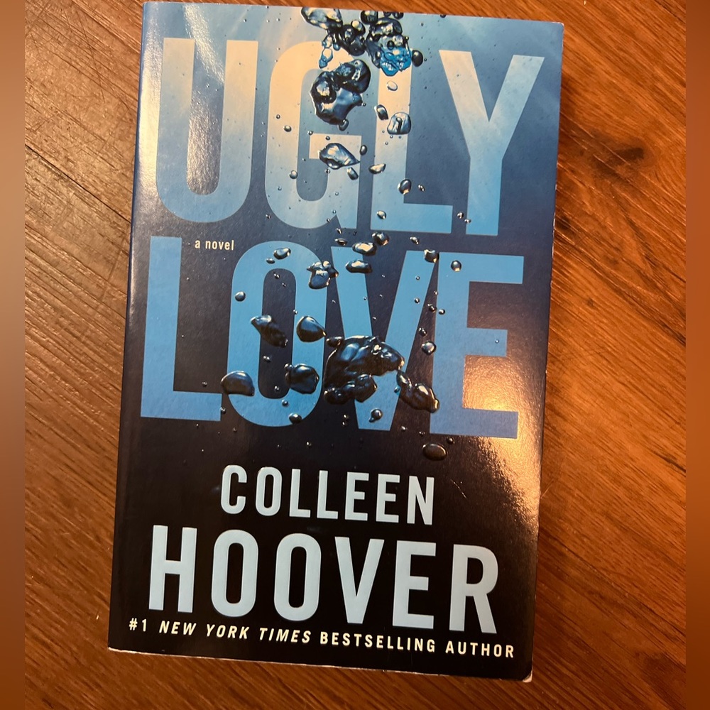 UGLY LOVE 📕📖